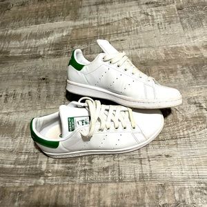 Stan smith women’s shoes